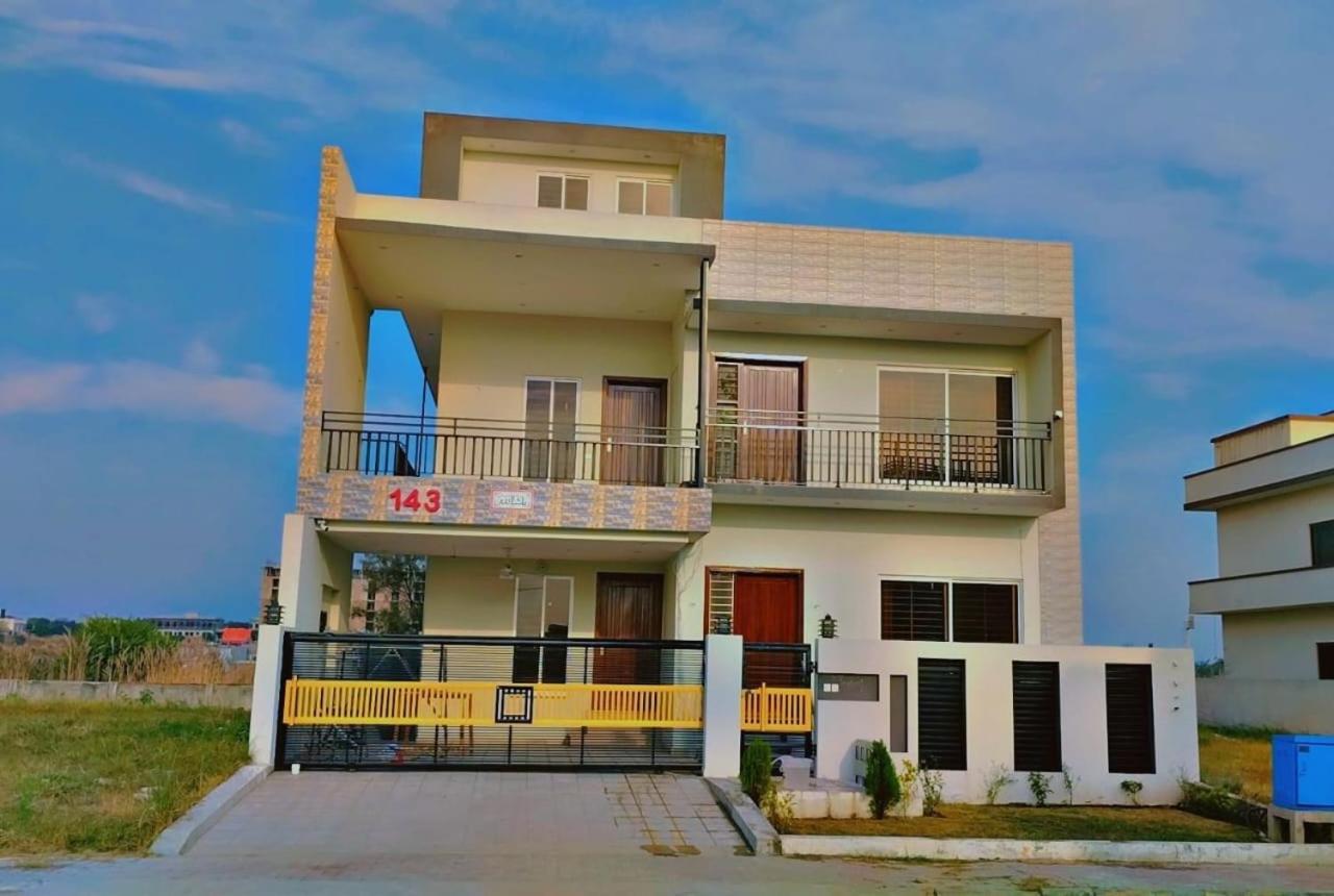 Itl Guesthouse Rawalpindi Exteriör bild
